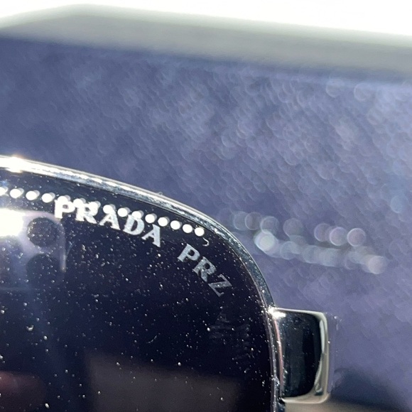 New Prada SPR 52P Sunglasses Grey Polarized Gunmetal/Black - Picture 12 of 13